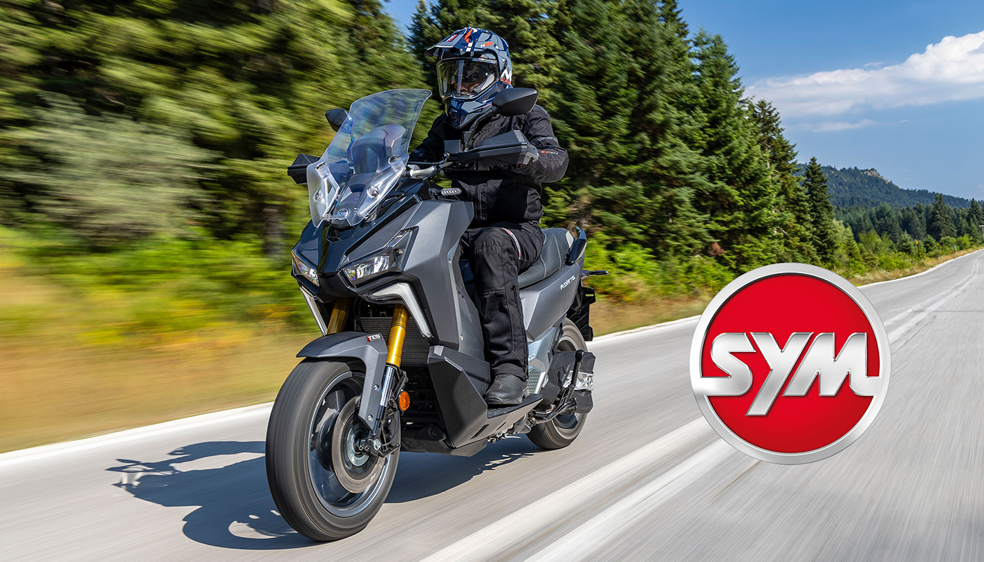 SYM_ADXTG400_M5_action_DR6