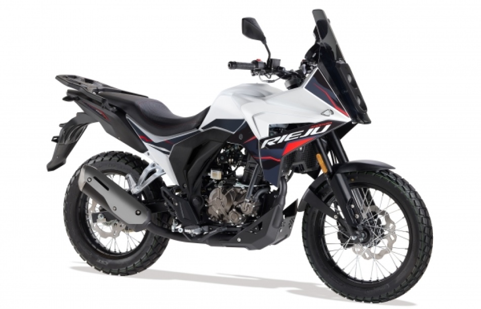 MOTO RIEJU 125 AVENTURA 125 BLANCHE E5+