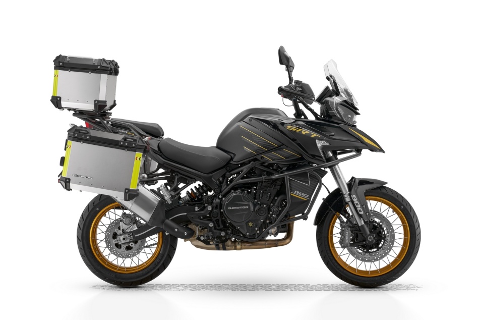 MOTO QJ MOTORS 900 SRT900SX TOURING